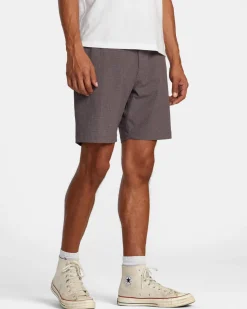 RVCA Shorts / Hybrids><noscript><img width=