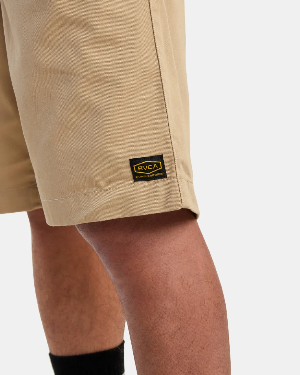RVCA Shorts / Hybrids>AMERICANA 22" SHORTS