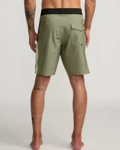 RVCA Boardshorts / Trunks|18