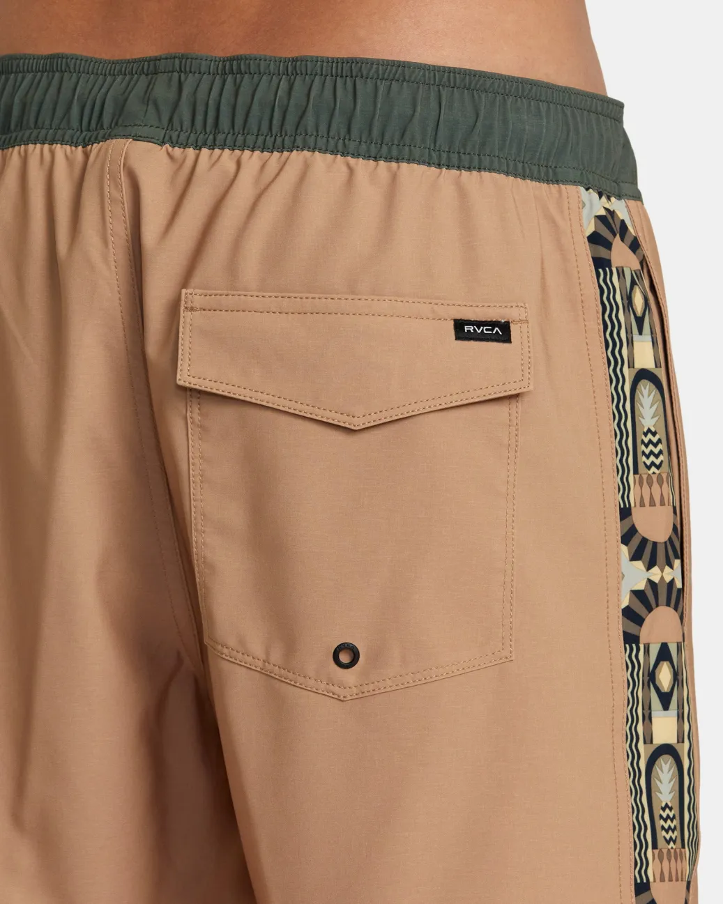 RVCA 16"-17" Outseam>APEX ELASTIC WAIST 17" BOARDSHORTS
