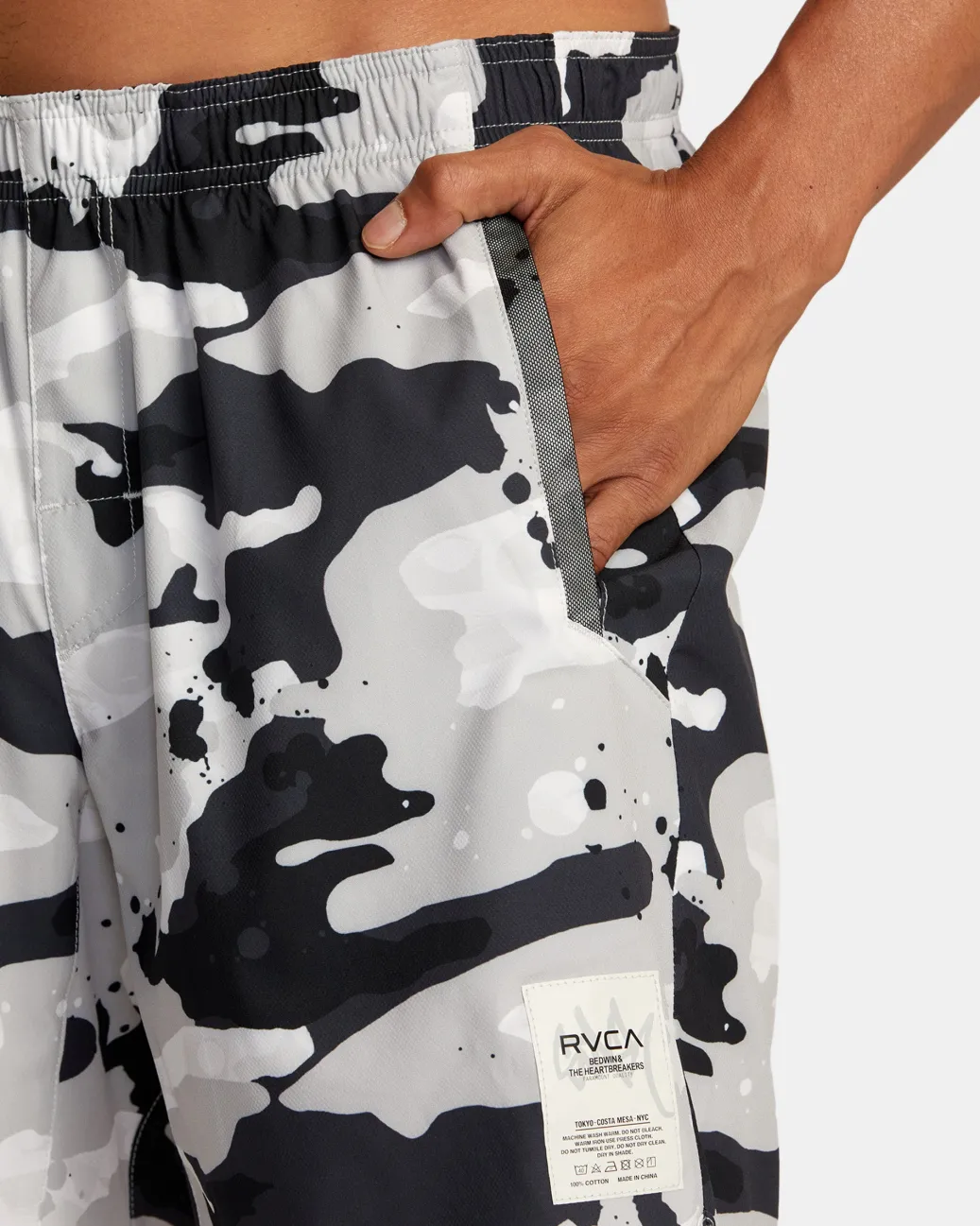 RVCA Athletic Shorts|Athletic Shorts>BEDWIN X STASH YOGGER STRETCH 17" ELASTIC WAIST SHORTS