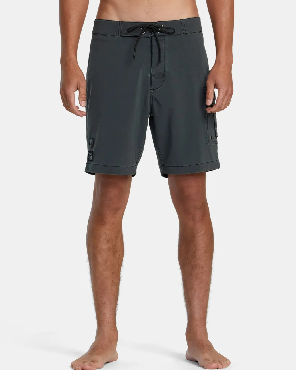 RVCA 18"-19" Outseam>BENJAMIN JEANJEAN SKULL BOARDSHORTS 18''