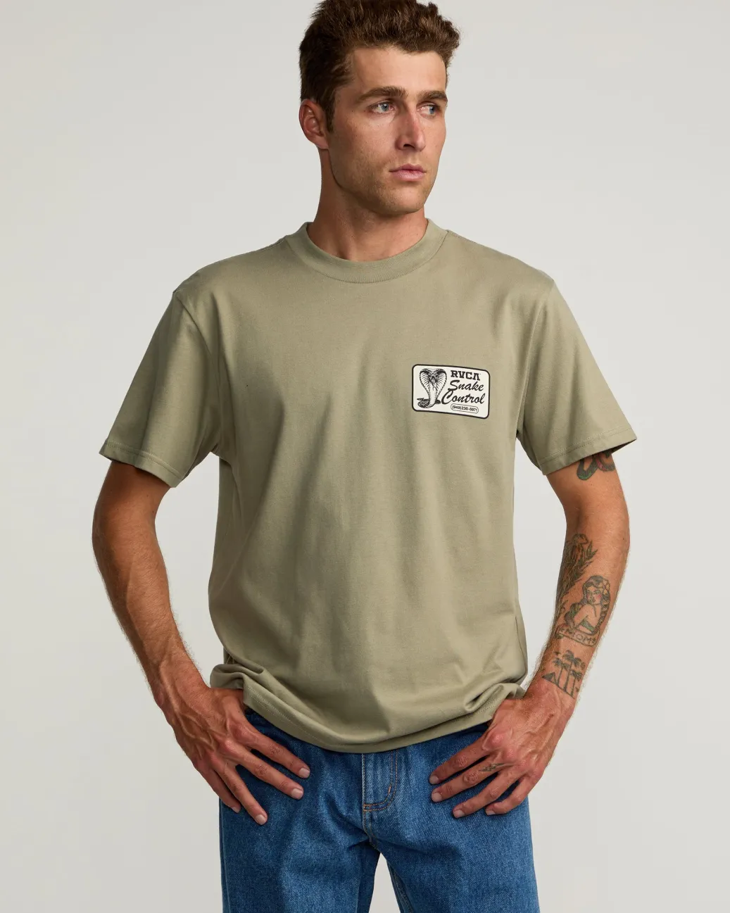 RVCA Tees / Tanks>COBRA SERVICES TEE