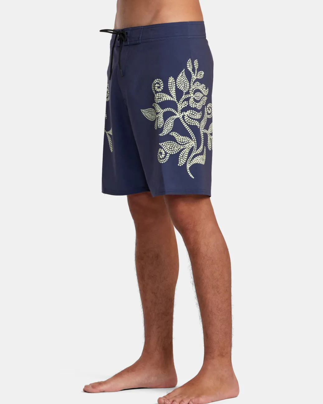 RVCA 16"-17" Outseam>DISPLACED TRUNK 16" BOARDSHORTS