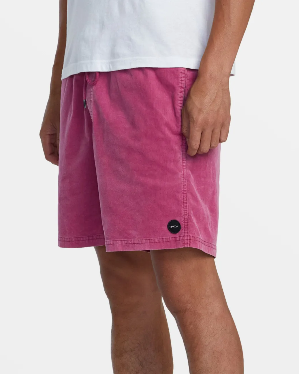 RVCA Shorts / Hybrids>ESCAPE 17" ELASTIC WAIST CORDUROY SHORTS