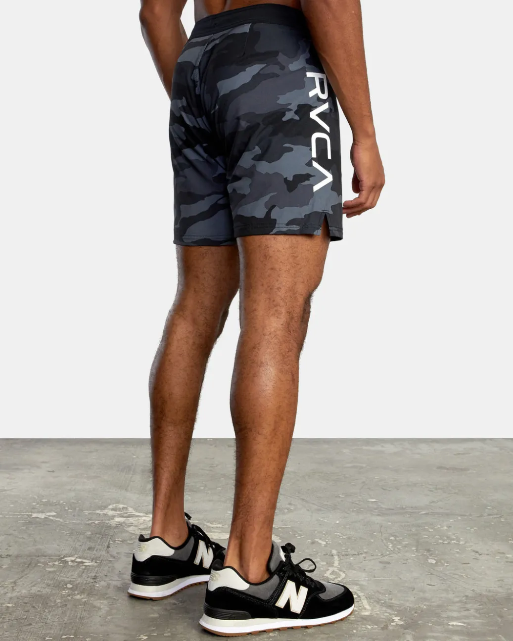 RVCA Athletic Shorts|Athletic Shorts>FIGHT 15" SCRAPPER SHORTS