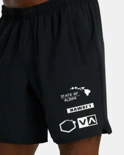 RVCA Shorts / Hybrids><noscript><img width=