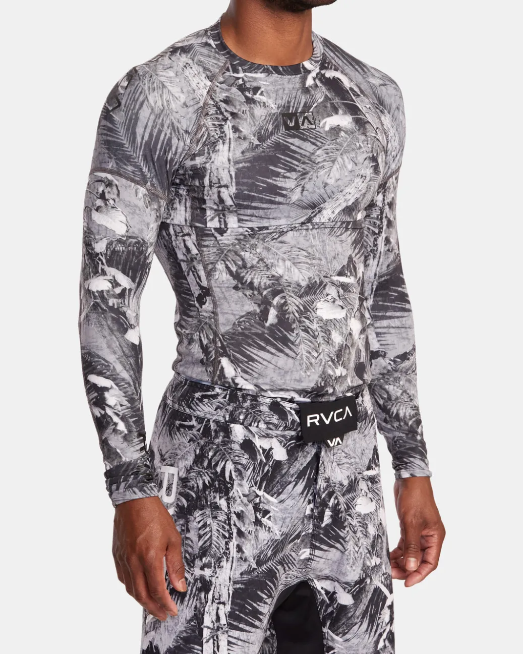 RVCA Rashguards / Surf Tees>HAWAII SPORT LONG SLEEVE SURF TEE