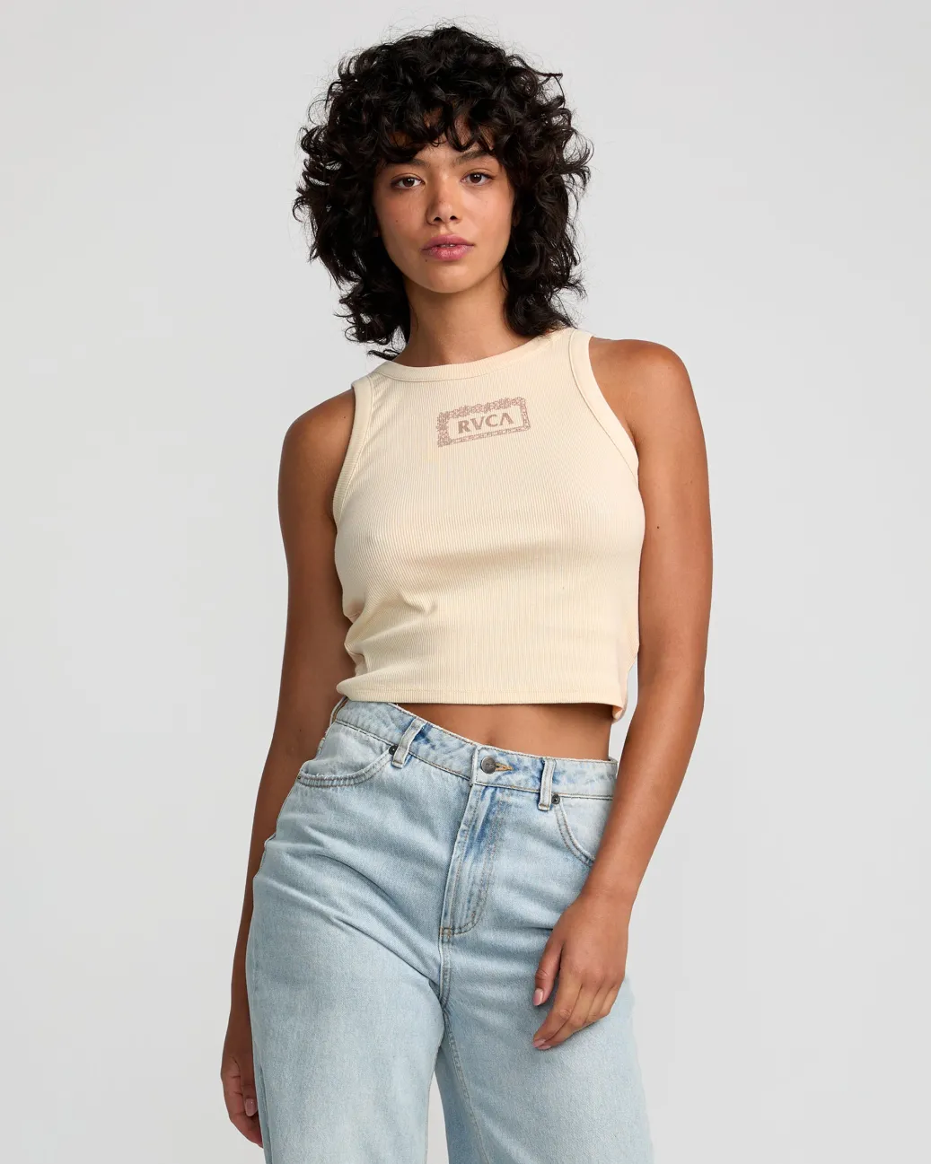 Women RVCA Tees / Tanks>ISLAND LEI CROPPED TANK TOP