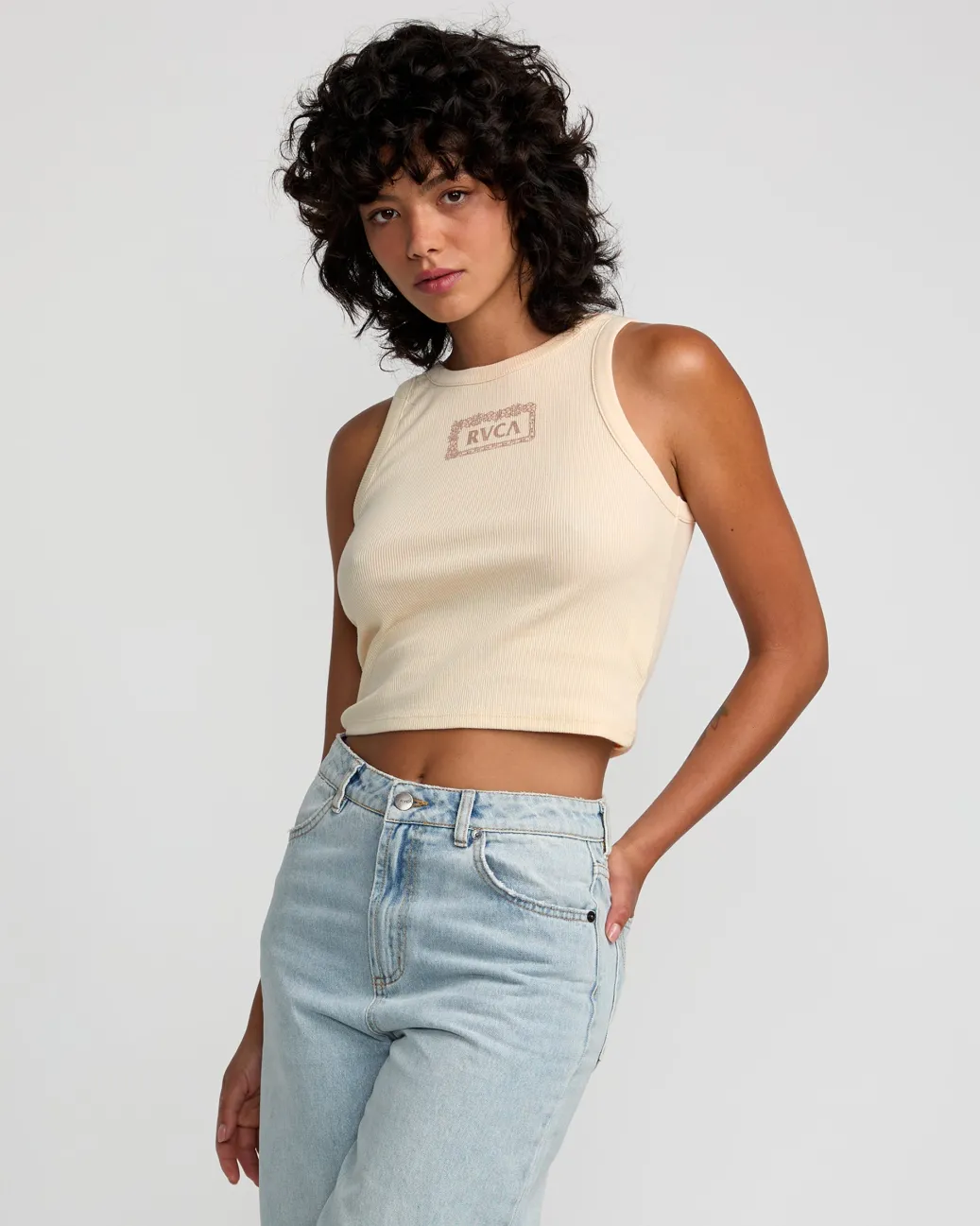Women RVCA Tees / Tanks>ISLAND LEI CROPPED TANK TOP