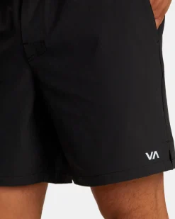 RVCA Shorts / Hybrids><noscript><img width=