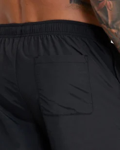 RVCA Shorts / Hybrids><noscript><img width=