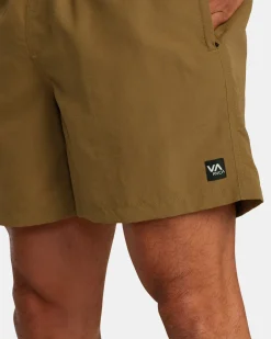 RVCA Compression Clothing|Shorts / Hybrids><noscript><img width=