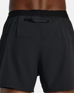 RVCA Shorts / Hybrids><noscript><img width=
