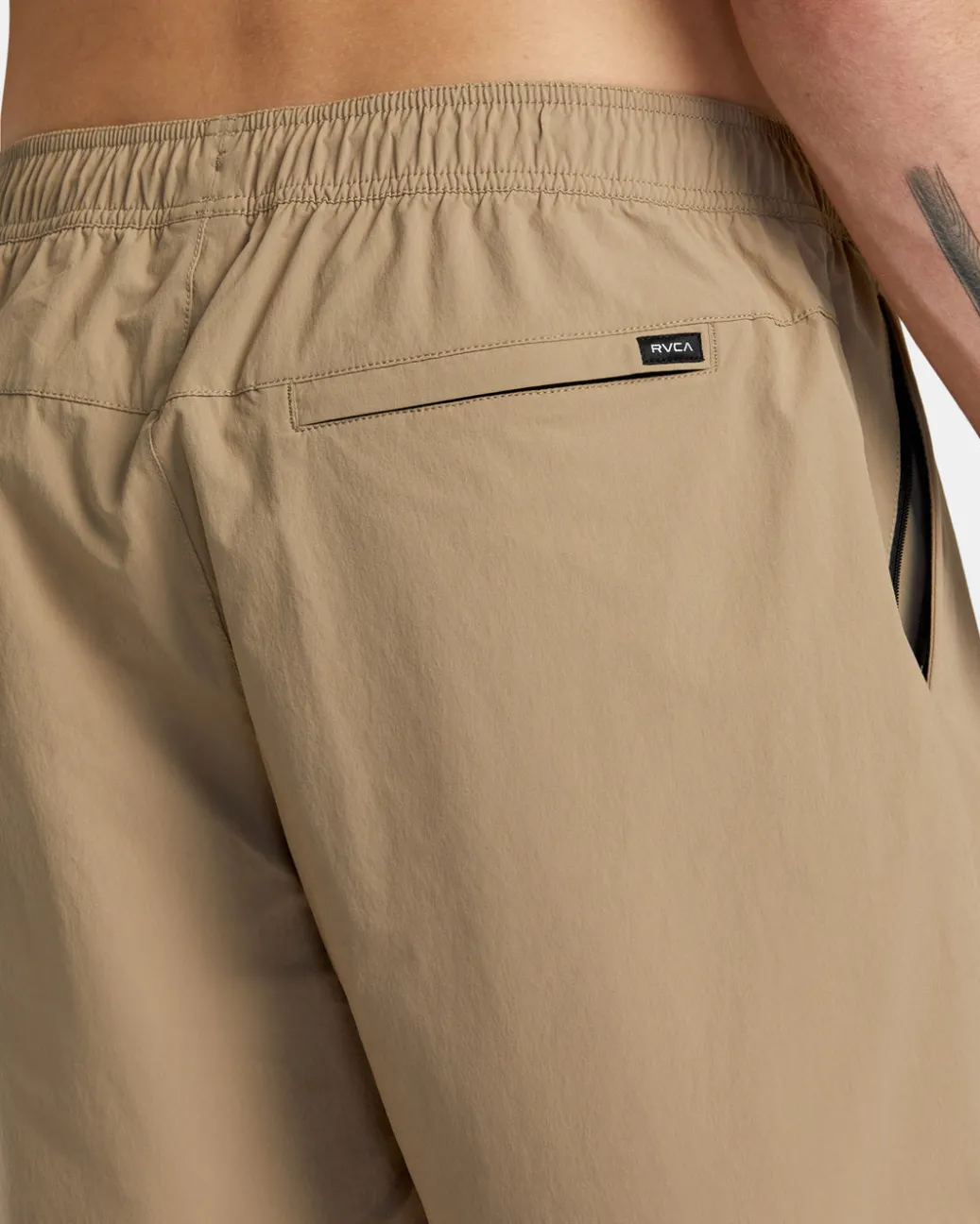 RVCA Shorts / Hybrids>SPECTRUM TECH SHORT UTILITY SHORTS