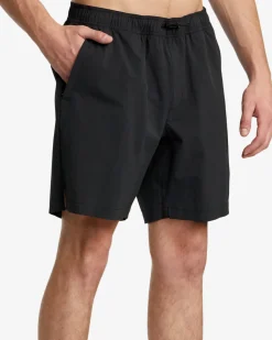 RVCA Shorts / Hybrids><noscript><img width=