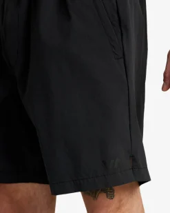 RVCA Shorts / Hybrids><noscript><img width=