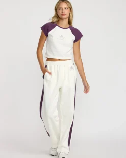 Women RVCA Workout Leggings / Joggers|Pants><noscript><img width=