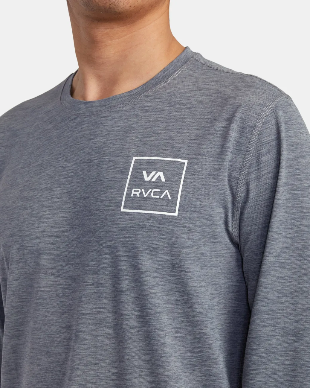 RVCA Rashguards / Surf Tees>SURF SHIRT LONG SLEEVE SURF TEE