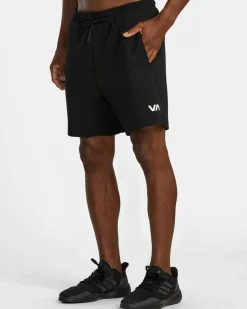 RVCA Shorts / Hybrids><noscript><img width=