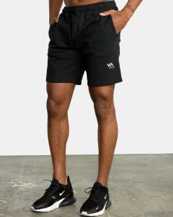 RVCA Shorts / Hybrids><noscript><img width=