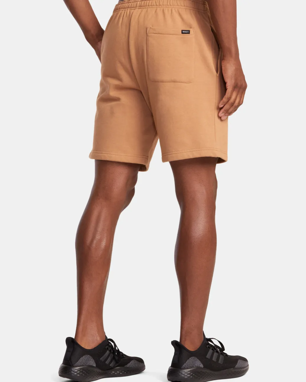 RVCA Shorts / Hybrids>VA ESSENTIAL 18" SWEAT SHORTS