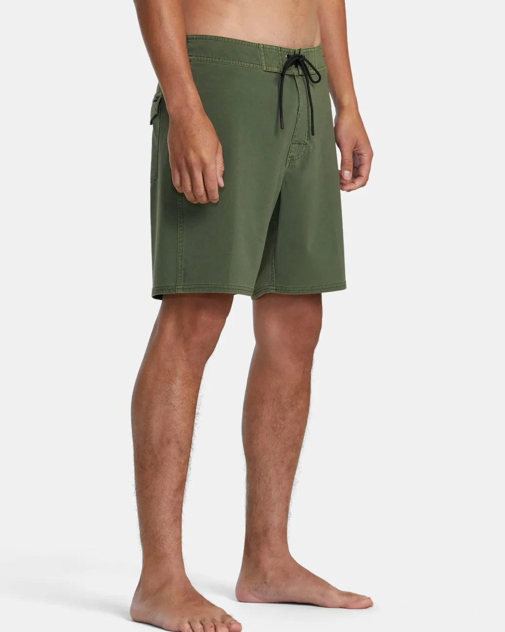 RVCA 18"-19" Outseam>VA PIGMENT 18" BOARDSHORTS