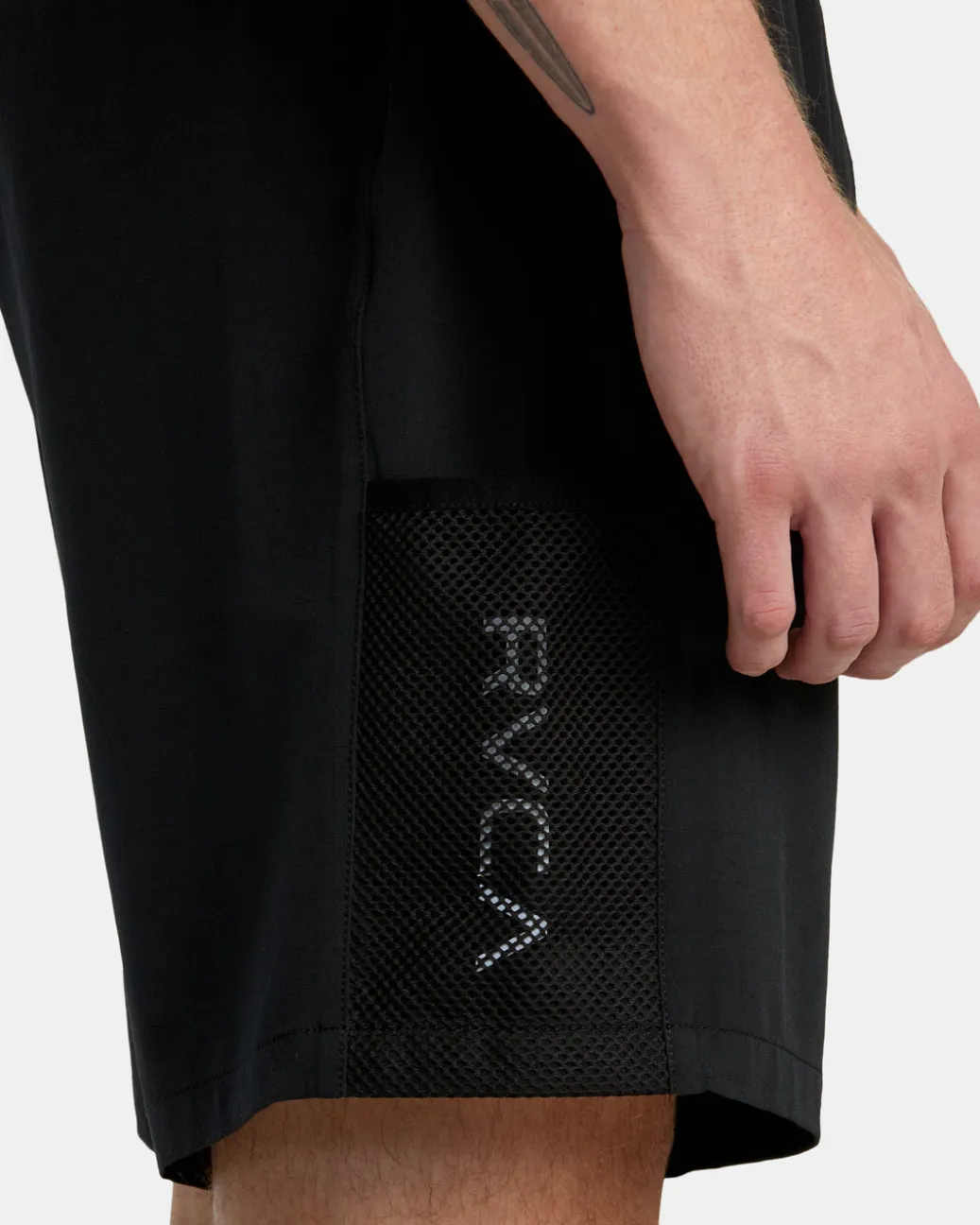 RVCA Shorts / Hybrids>X OVER SHORT UTILITY SHORTS