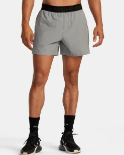 RVCA Compression Clothing|Athletic Shorts>YOGGER 15" ELASTIC WAIST SHORTS