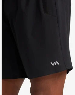 RVCA Shorts / Hybrids><noscript><img width=