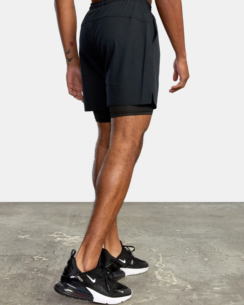RVCA Athletic Shorts|Athletic Shorts>YOGGER TRAIN 2-IN-1 17" WORKOUT SHORTS