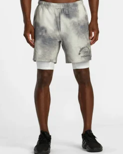 RVCA Shorts / Hybrids>YOGGER TRAIN 2-IN-1 17" WORKOUT SHORTS
